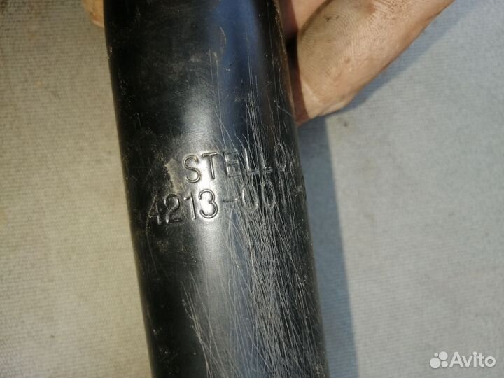 Амортизатор передний для Honda Accord IV 1990-1993