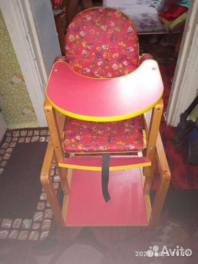 Стульчик для кормления