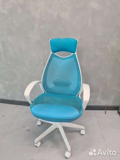 Компьютерное кресло 5шт бу