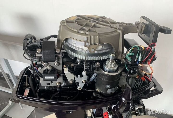 Лодочный мотор Tohatsu (Тохатсу) M 30 витринный