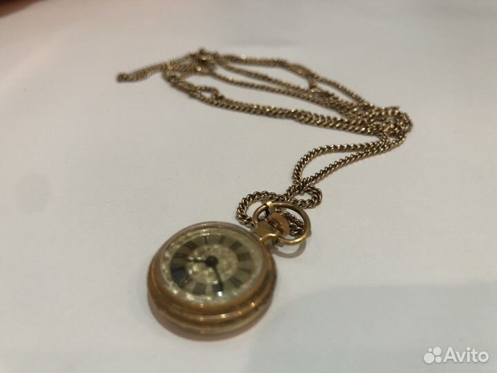 Часы кулон СССР на цепочке 