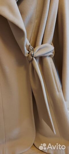 Пальто женское 42 44 бежевое