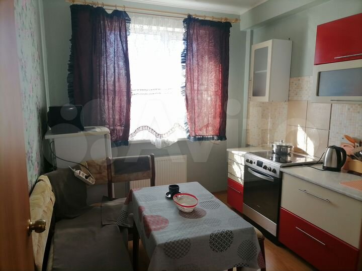 1-к. квартира, 38 м², 1/3 эт.