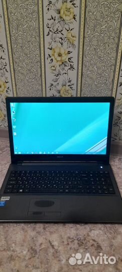 Ноутбук Dexp с сумкой