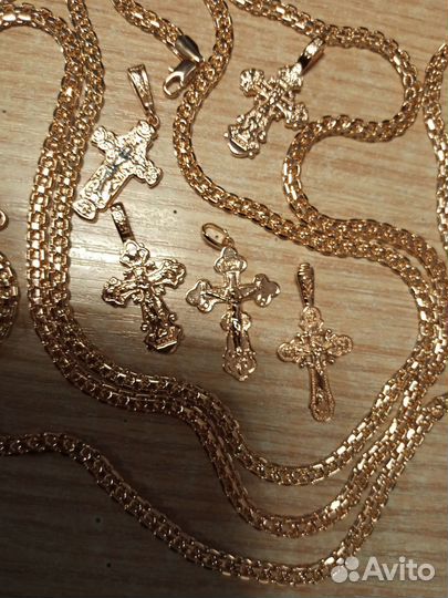 Позолоченные цепочки с крестами 50,55,60 0,5ширина