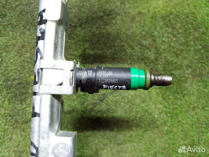 Форсунка топливная Ford Fiesta 5 CBK fyja