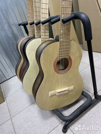 Гитара акустическая классическая