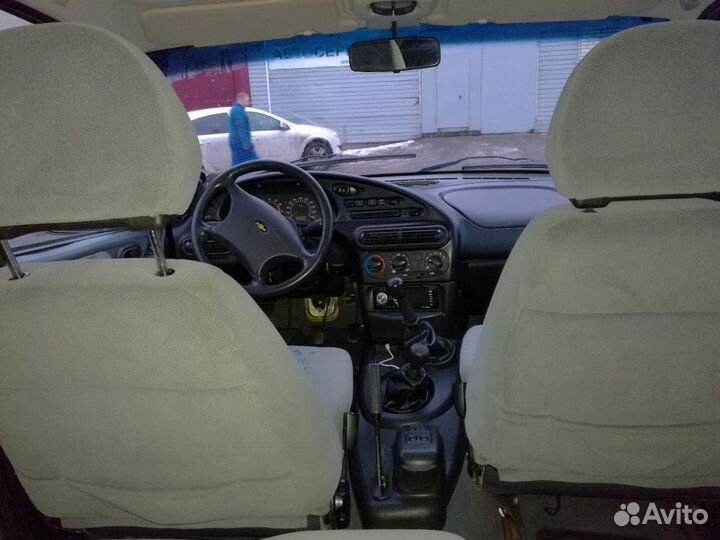 Chevrolet Niva, 2004