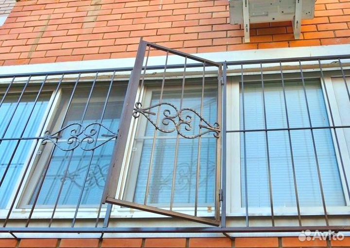 Решетки на окна Распашные и глухие