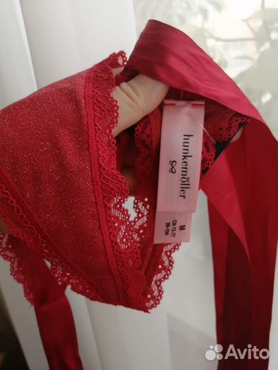 Красные трусики, колготки, сетка комбинезон