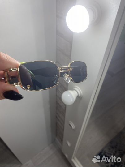 Солнцезащитные очки