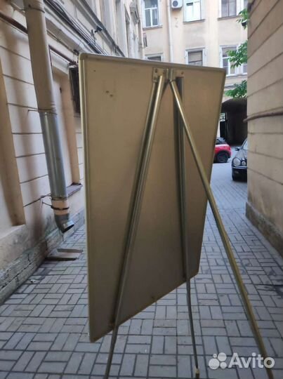 Магнитно-маркерная доска (Флипчарт)