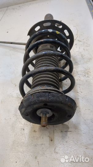 Амортизатор подвески правый передний Peugeot 2008