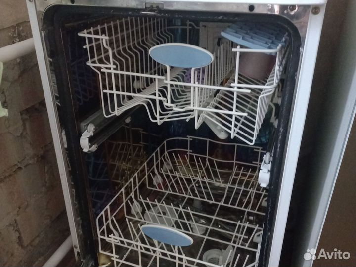 Посудомоечная машина indesit на запчасти