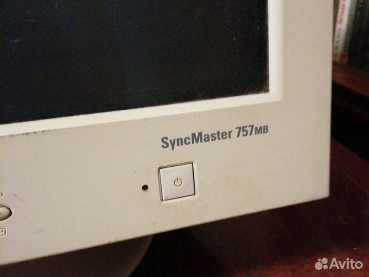 Монитор Samsung SyncMaster 757mb 17 дюймов