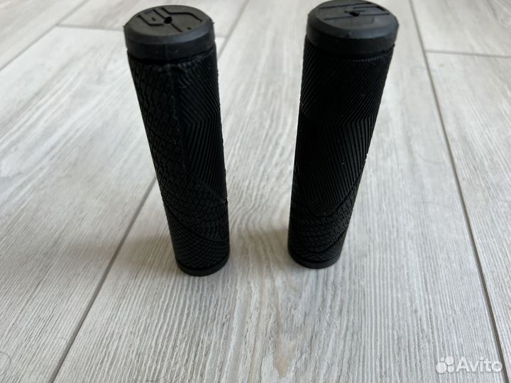 Грипсы для велосипеда