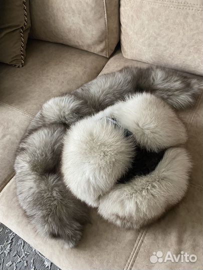 Меховая шапка и воротник песец