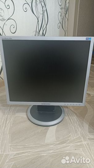 Монитор для компьютера Samsung 17 и 19 дюймов