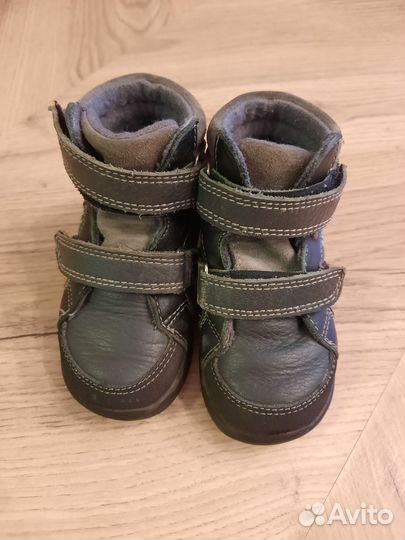 Ботинки демисезонные 23 размер