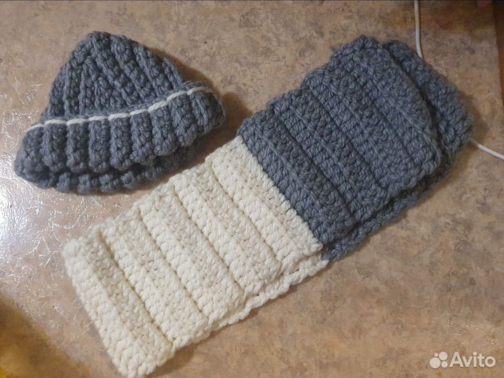Шапка и шарф вязанные новые