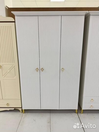 Шкаф 