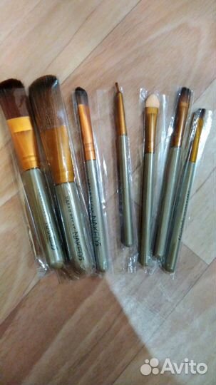 Кисти для макияжа