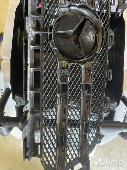 Решетка радиатора Mercedes Е-класс w213