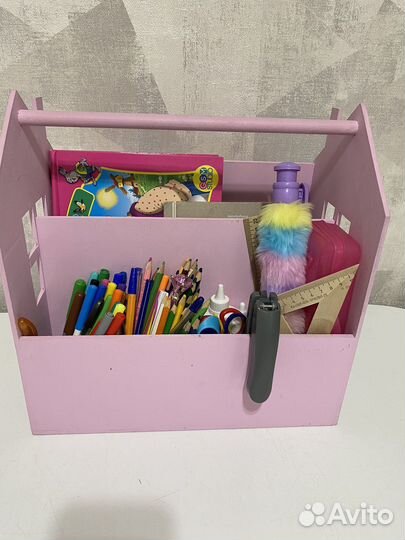 Карандашница деревянная домик