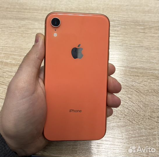 iPhone Xr, 64 ГБ