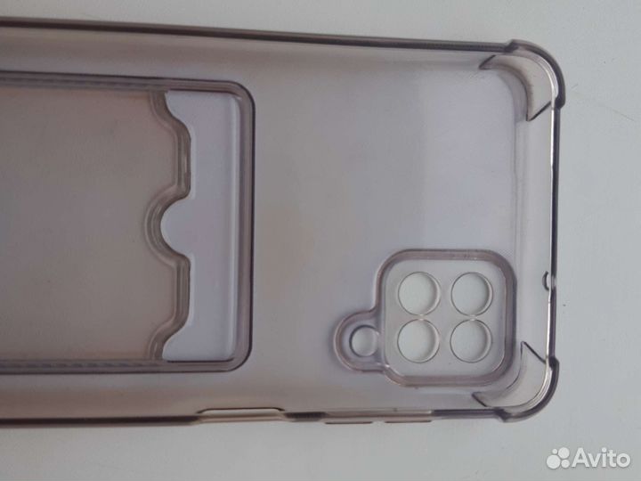 Чехол на самсунг А12,есть отдел для карточки