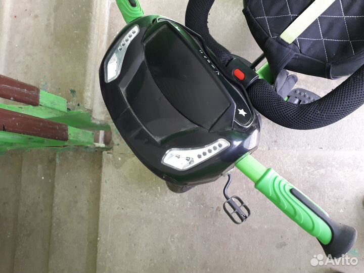 Детский трехколесный велосипед