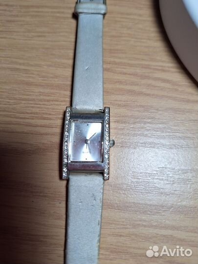 Часы наручные женские для переделки, ремонта
