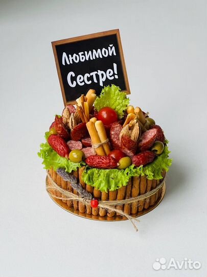 Бенто тортик из колбасок