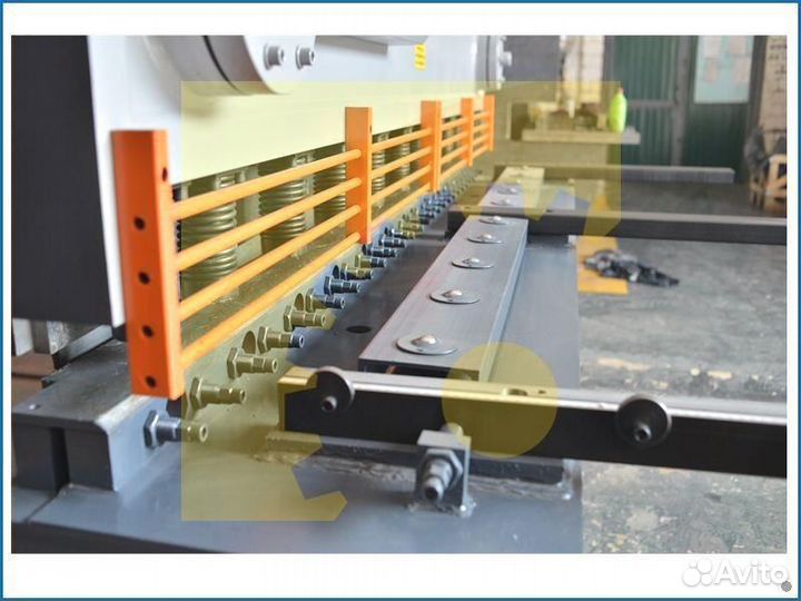 Гильотина гидравлическая нг25Г.01