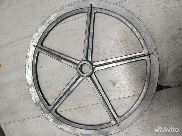 Шкив BM8 220 802