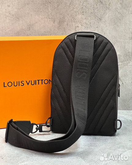 Сумка слинг Louis Vuitton Pilot