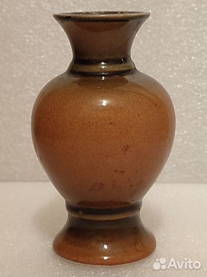 Вазочка маленькая. Интерьерная. Высота - 12 см