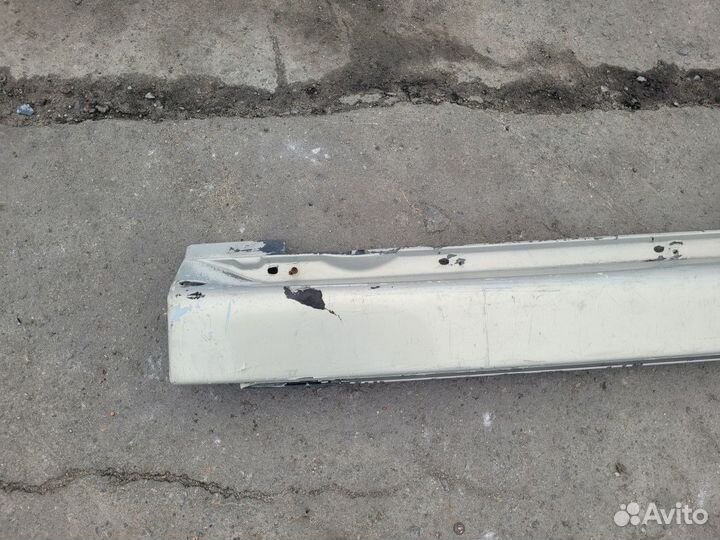 Накладка левого порога на Volvo S80