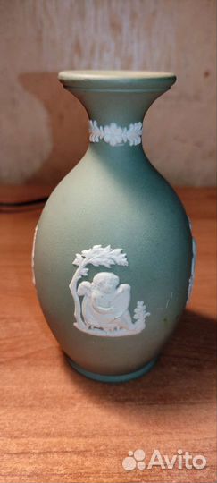 Фарфоровая ваза легендарный Wedgwood