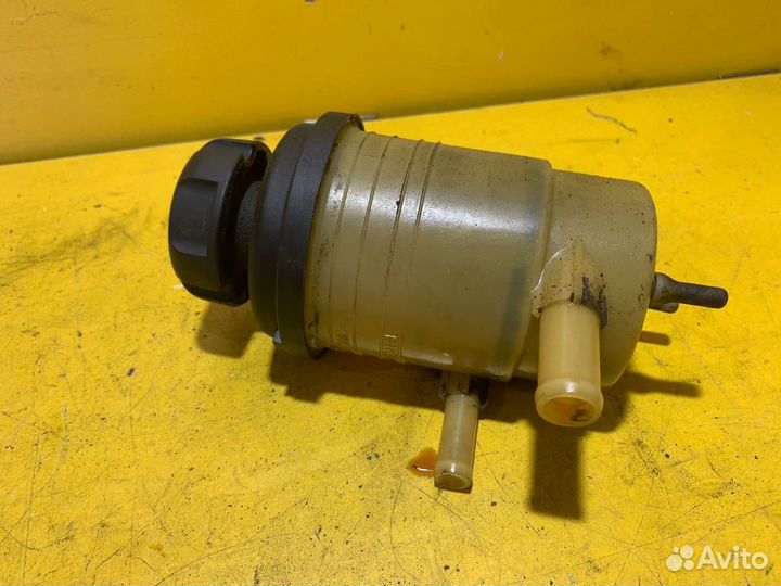 Бачок гур Hyundai Santa Fe 2006-2012