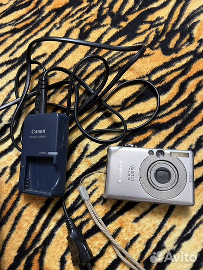 Компактный фотоаппарат canon ixus