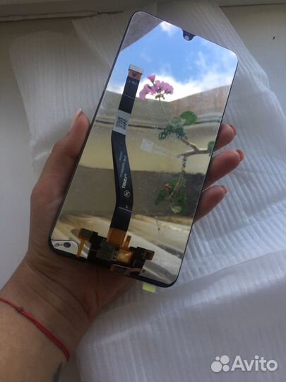 Новый дисплей на honor8хmax