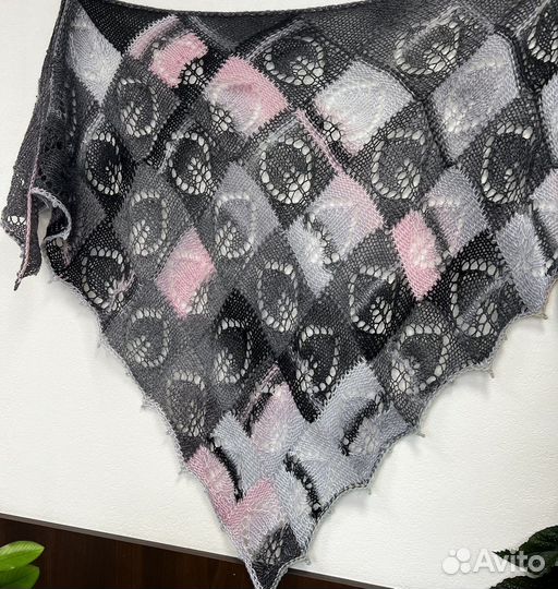 Платок шаль ручной работы