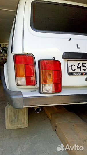 Фонарь задний 21213 новый в сборе