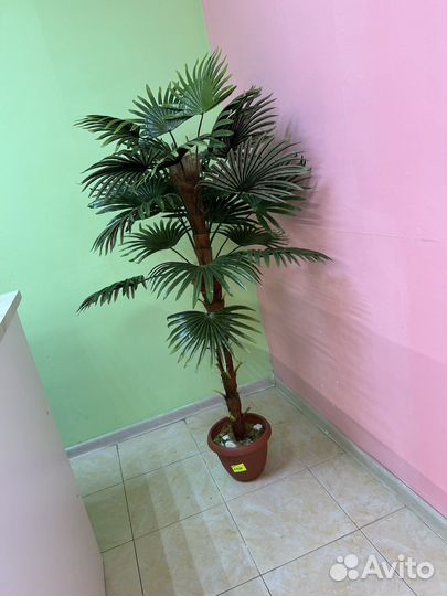 Искусственная пальма новая