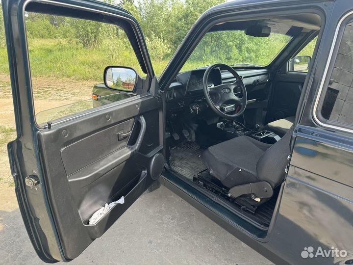 LADA 4x4 (Нива) 1.7 МТ, 2017, 147 000 км