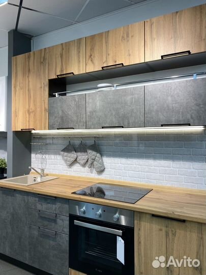 Кухонный гарнитур.Мойка в подарок.Доставка