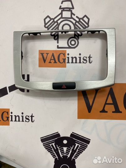 Рамка магнитолы Vw Passat B7 1.4 CAX 2014