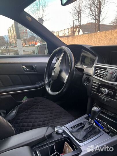 Mercedes-Benz E-класс 1.8 AT, 2010, 298 000 км