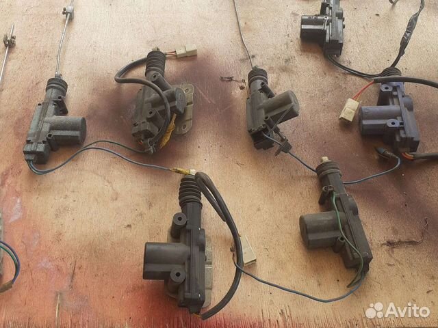 Электроприводы замков для авто